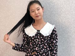 EdlinHanks - female with brown hair webcam at LiveJasmin