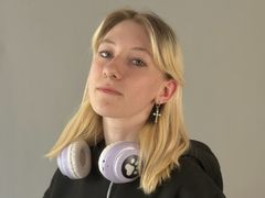 EdytEdwards - blond female webcam at LiveJasmin