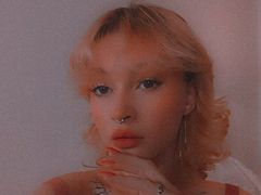 EfieFrye - blond female webcam at LiveJasmin