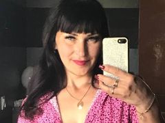 Eila_Morigan - female with brown hair webcam at StripChat
