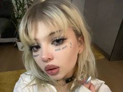 Eishett from LiveJasmin