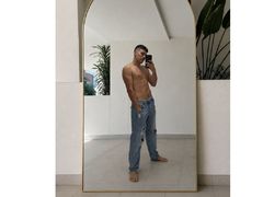 EithanGomez from LiveJasmin