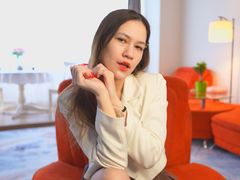ElainaRansom - female with brown hair webcam at LiveJasmin