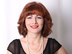 Ele - female with red hair webcam at LiveJasmin