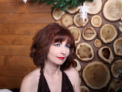 Ele - female with red hair webcam at LiveJasmin