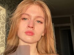 EleanorPattinson from LiveJasmin