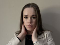 EleanoreHanville from LiveJasmin