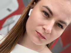 ElenaMaeer from LiveJasmin