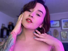 ElenaShine - female webcam at LiveJasmin