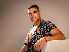 ElianMoreau from LiveJasmin