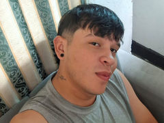 ElianThonson from LiveJasmin