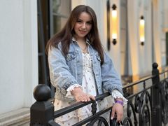 ElinaBlack - female webcam at LiveJasmin