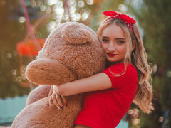 ElinaGray - female with brown hair and  small tits webcam at LiveJasmin