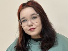 ElinaHops from LiveJasmin
