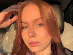 ElizaBless from LiveJasmin