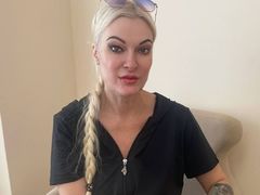 ElizaVarnwrty from LiveJasmin