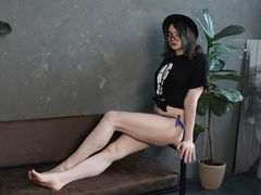 ElizabethAmeen - shemale with brown hair webcam at LiveJasmin