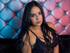 ElisabethCooper - female with black hair and  big tits webcam at LiveJasmin