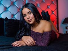 ElisabethCooper - female with black hair and  big tits webcam at LiveJasmin