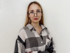 ElizabethCools from LiveJasmin
