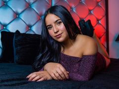 ElisabethCooper - female with black hair and  big tits webcam at LiveJasmin