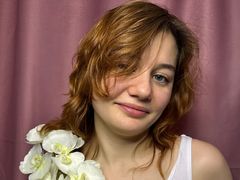 ElizabethWings from LiveJasmin