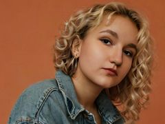 ElizabethDavids from LiveJasmin