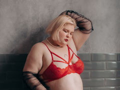 EllaBale - blond female with  big tits webcam at LiveJasmin