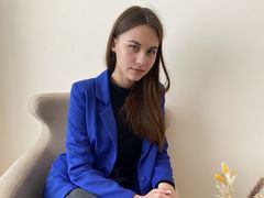 EllaCurtis - female with brown hair webcam at LiveJasmin