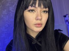 EllaDes from LiveJasmin