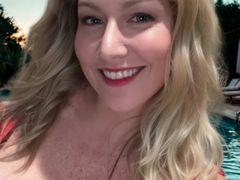 EllaSophiaNoir from LiveJasmin