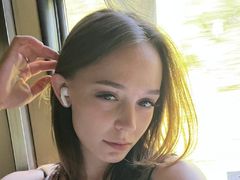 EllaVorel from LiveJasmin