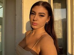 ElleMils from LiveJasmin