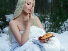 AvroraFrost - blond female with  small tits webcam at LiveJasmin