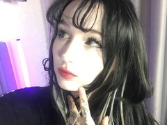 EllisCuty - female with black hair and  small tits webcam at LiveJasmin