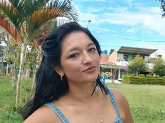 EllyHold from LiveJasmin