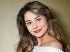 EllySmell from LiveJasmin