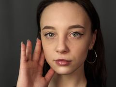 EllynDarvish from LiveJasmin