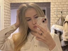 ElmiraMotty from LiveJasmin