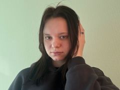 ElmiraSegala from LiveJasmin