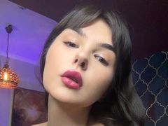 ElodieTate - female with brown hair and  big tits webcam at LiveJasmin
