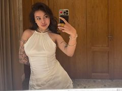 EloisCzarniecki from LiveJasmin