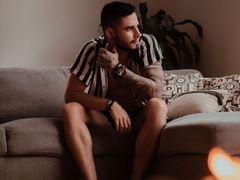 ElonCox - male webcam at LiveJasmin