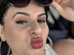 Elonia from LiveJasmin