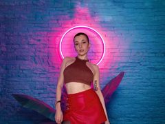 ElpisFoxter - female with red hair webcam at LiveJasmin