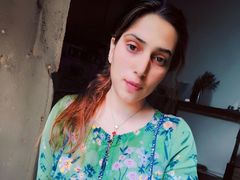 ElsaEmily from LiveJasmin