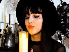 ElsaNeal - female with black hair webcam at LiveJasmin