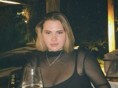 ElseaBloom from LiveJasmin