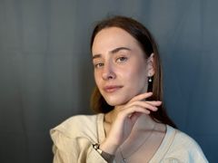 ElswythHalloway from LiveJasmin