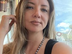 ElvaArno - blond female with  small tits webcam at LiveJasmin